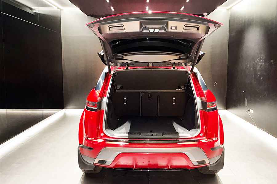 RANGE ROVER EVOQUE P300 R-DYNAMIC HSE